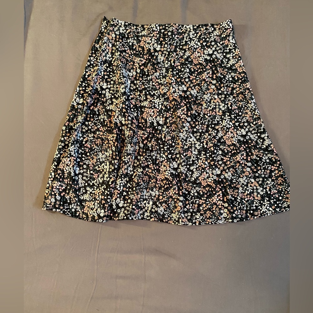 Super cute summer mini skirt!